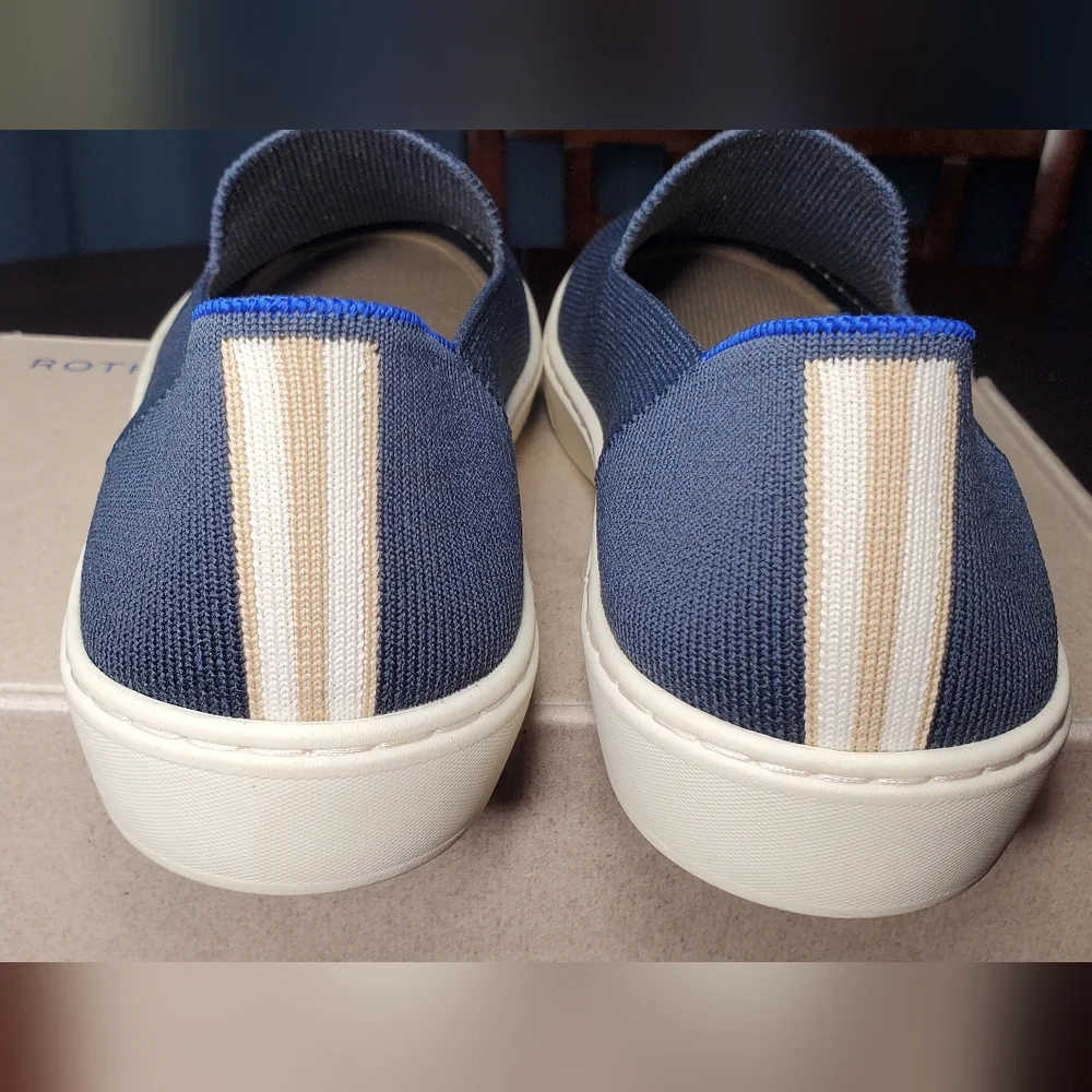 ROTHY'S THE ORIGINAL SLIP ON SNEAKER IN NAVY - Picture 5 of 8